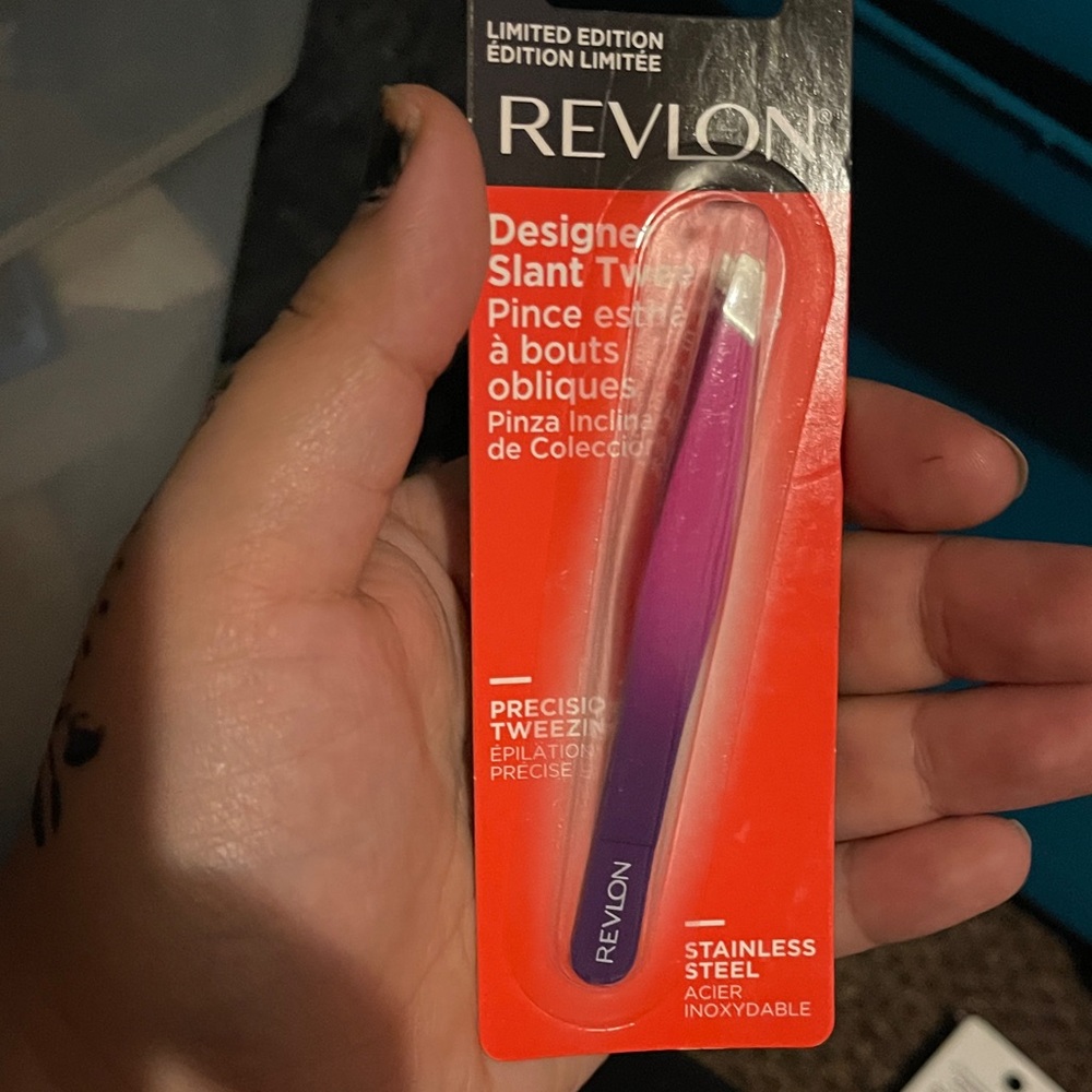 Revlon Precision Slant Tweezers -